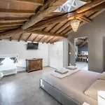 Bed & Breakfast La Casa Di Valeria - Modena