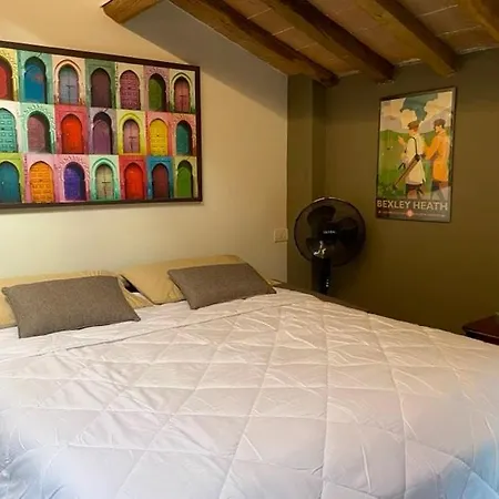 La Casa Di Valeria - B&B 모데나
