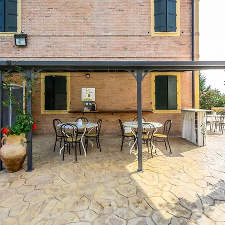 La Casa Di Valeria - *