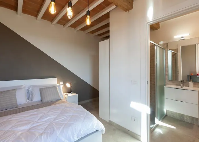 Bed & Breakfast La Casa Di Valeria - 4*