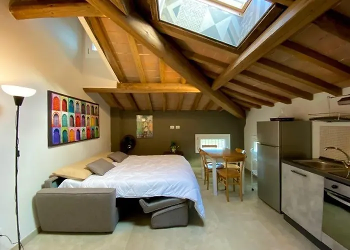 Bed & Breakfast La Casa Di Valeria - Modena