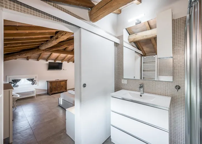 La Casa Di Valeria - 4* Modena