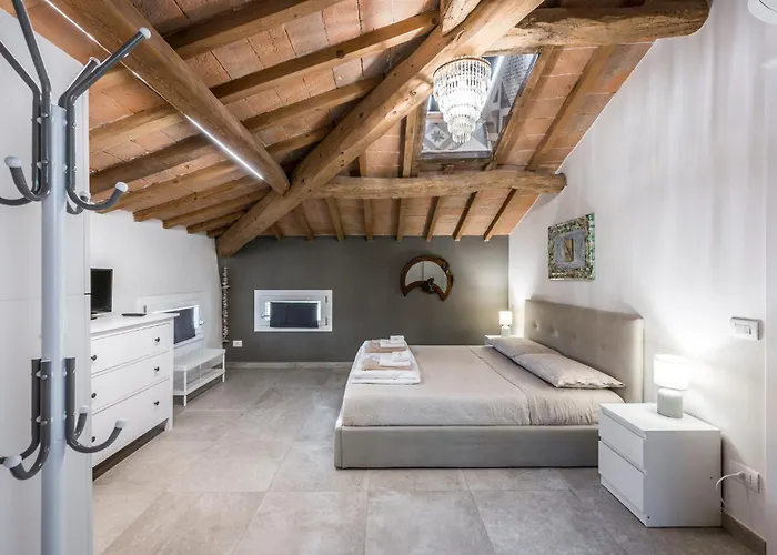 La Casa Di Valeria - Bed & Breakfast 4*