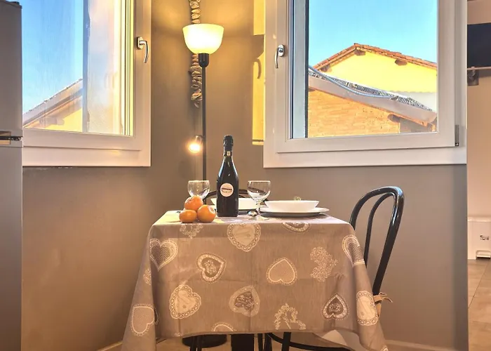 Bed & Breakfast La Casa Di Valeria - Modena